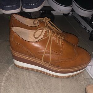 Platform shoes wedges